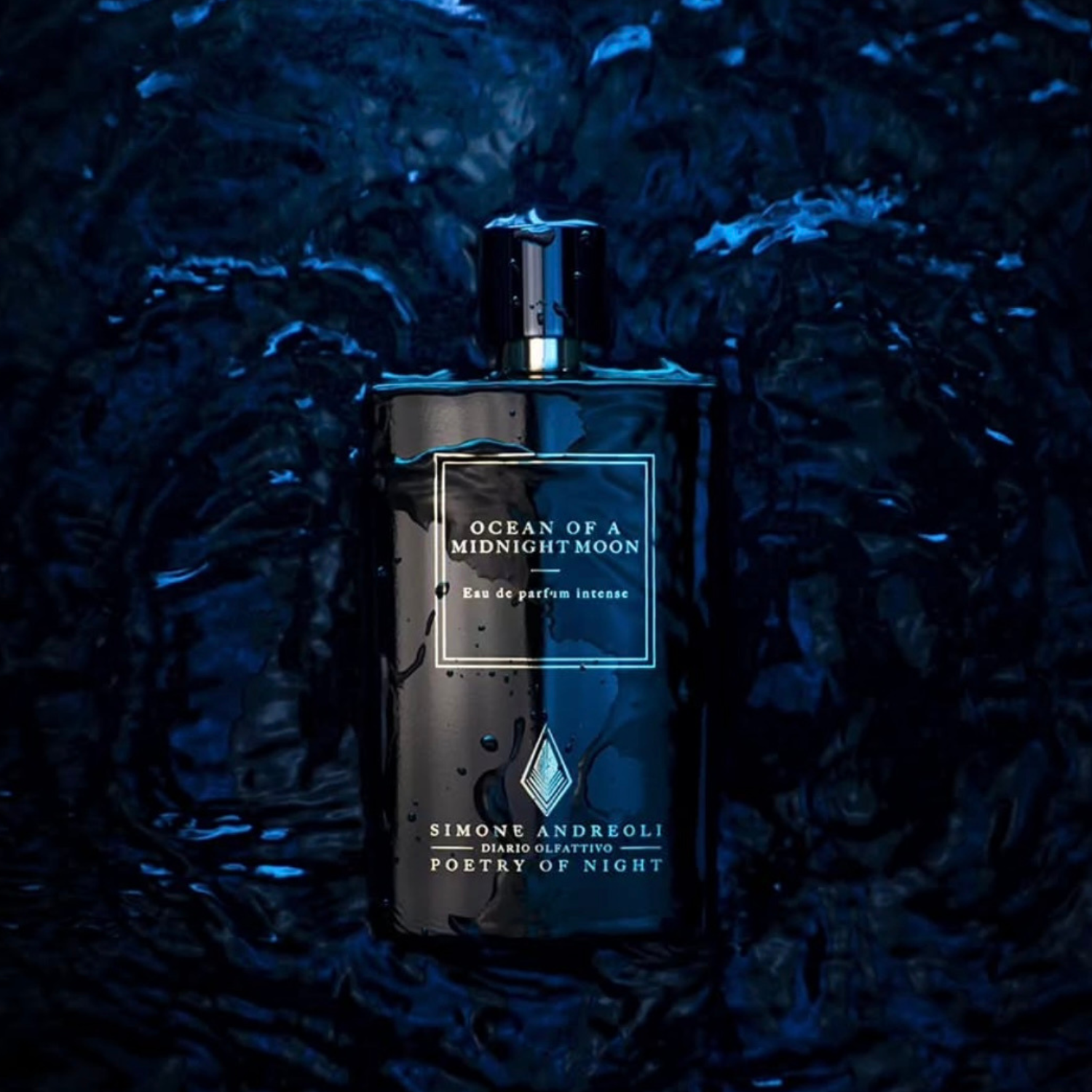 Simone Andreoli Ocean of a Midnight Moon Parfum – Inszenierung