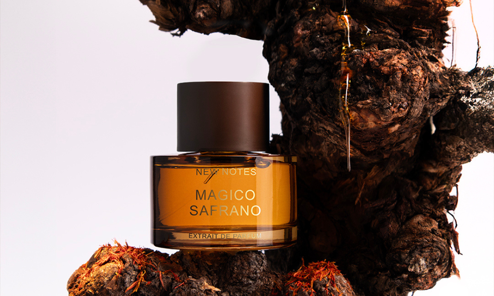 new notes banner magico safrano